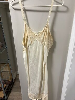 Vintage Classic Cream Lace-Trim Slip Dress